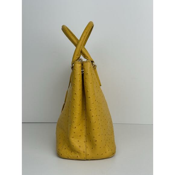Prada Struzzo Lux Medium Galleria Double-Zip Tote in Mustard Yellow Ostrich Leat - Picture 5 of 16